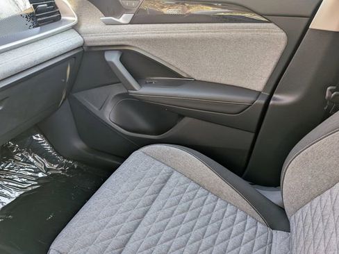 New 2026 Volkswagen Tiguan S FWD image 16
