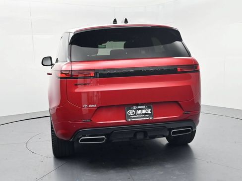 Used 2024 Land Rover Range Rover Sport Dynamic SE AWD/4WD image 6
