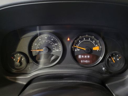 Used 2016 Jeep Patriot High Altitude image 23