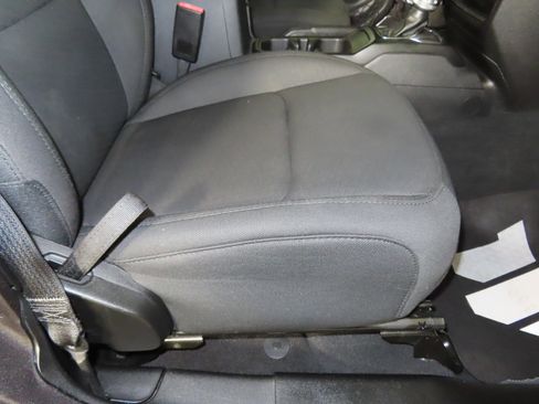 Used 2022 Jeep Wrangler Unlimited Sport S image 48