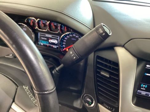 Used 2020 GMC Yukon SLT AWD/4WD image 19