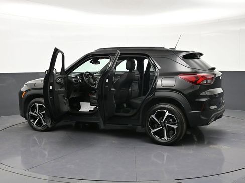 Used 2023 Chevrolet TrailBlazer RS w/ Sun and Liftgate Package AWD/4WD image 34