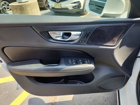 Used 2022 Volvo S60 B5 Inscription w/ Climate Package FWD image 17