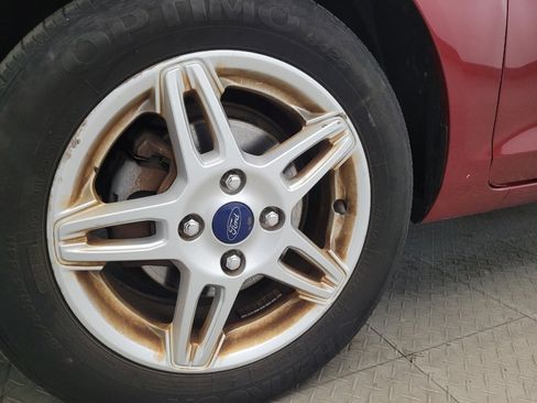 Used 2017 Ford Fiesta SE w/ Cold Weather Package FWD image 31