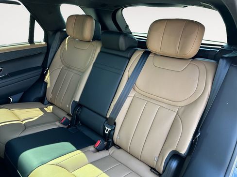 New 2026 Land Rover Range Rover Sport Autobiography AWD/4WD image 13