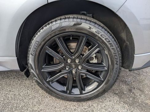 Used 2024 Ford Edge ST-Line image 14