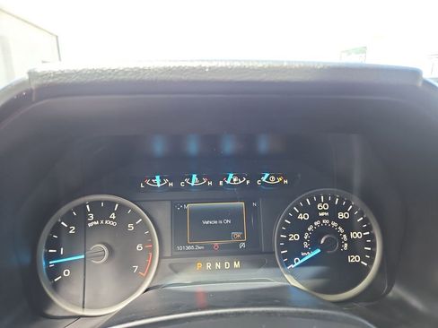 Used 2018 Ford F150 XLT w/ Equipment Group 301A Mid AWD/4WD image 16