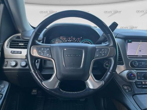 Used 2019 GMC Yukon XL Denali w/ Denali Ultimate Package AWD/4WD image 12