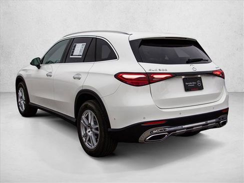 Certified 2025 Mercedes-Benz GLC 300 4MATIC image 7