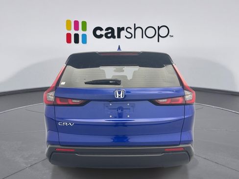 Used 2023 Honda CR-V LX image 4