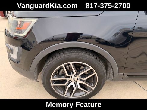 Used 2017 Ford Explorer Sport w/ Equipment Group 401A image 8