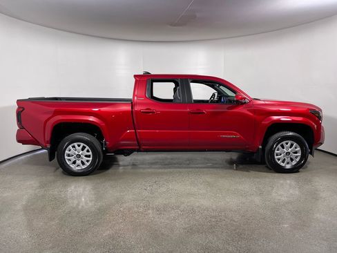 New 2026 Toyota Tacoma SR5 RWD image 2