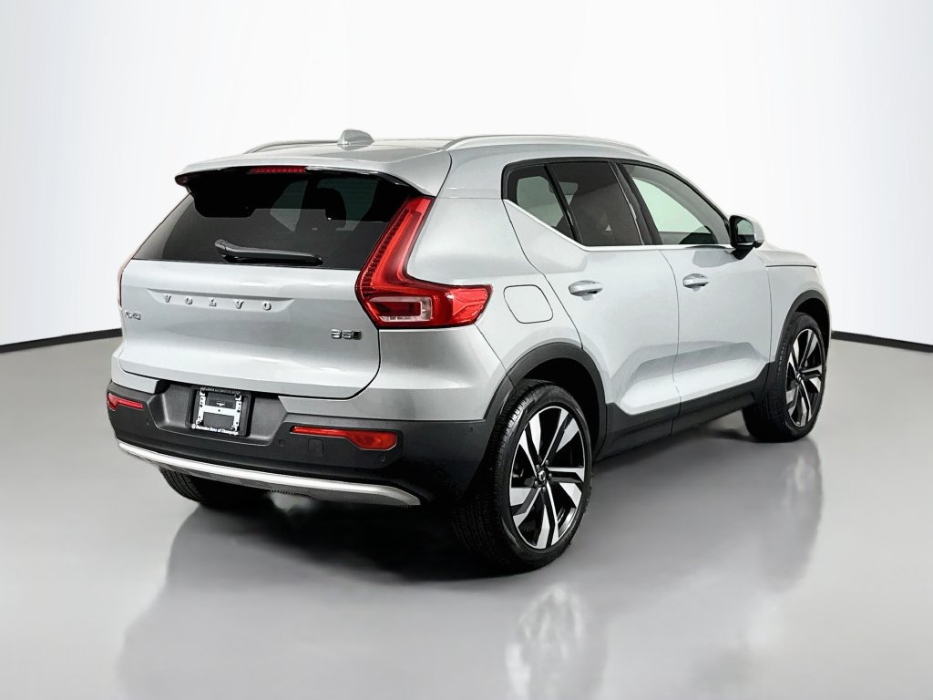 Used 2025 Volvo XC40 B5 Plus w/ Climate Package AWD/4WD image 7