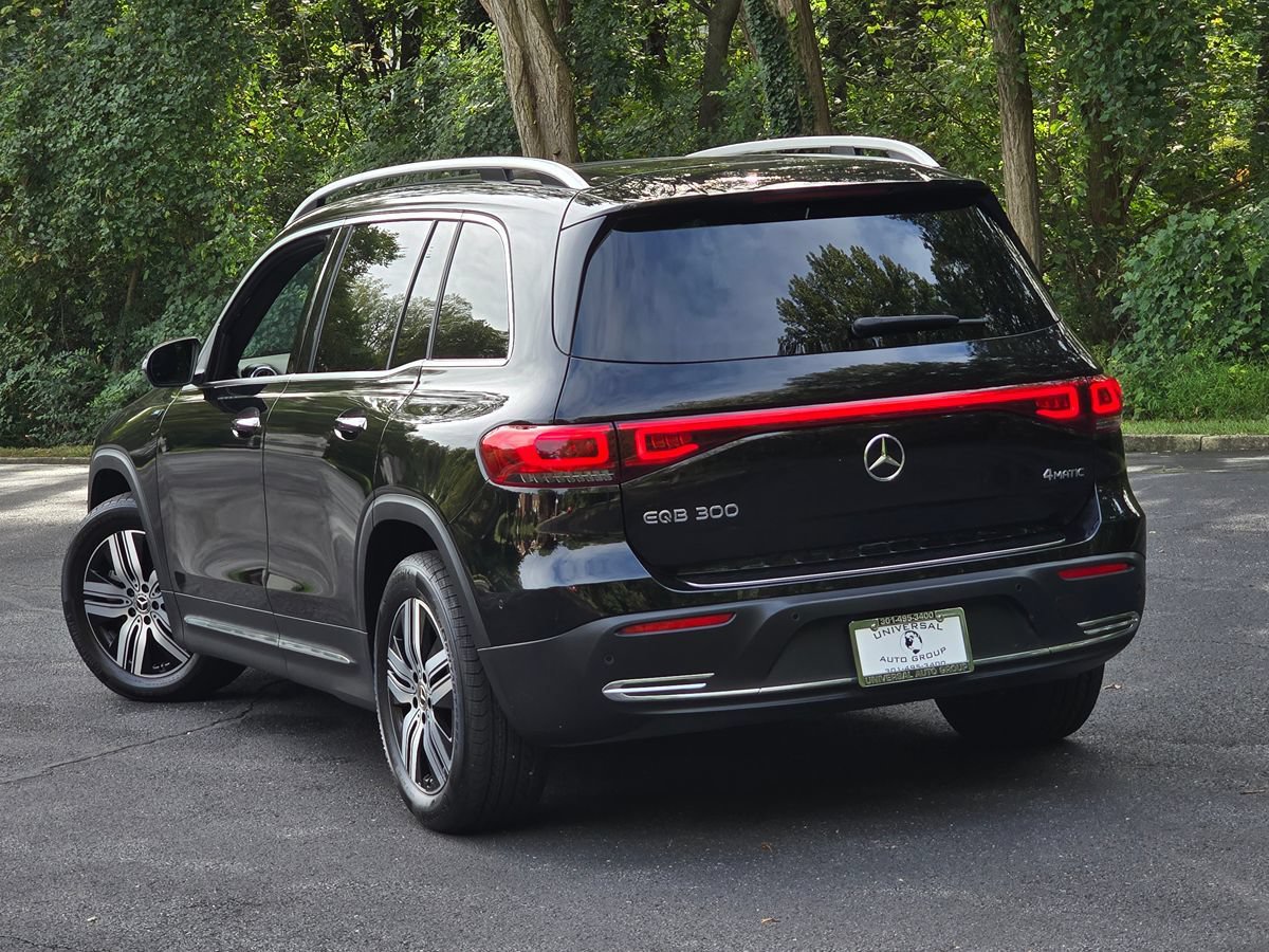 Used 2023 Mercedes-Benz EQB 300 4MATIC w/ Pinnacle Package image 65