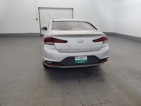 Used 2020 Hyundai Elantra SE w/ Cargo Package (C1) FWD image 6