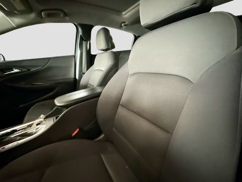 Used 2021 Chevrolet Malibu LT FWD image 21