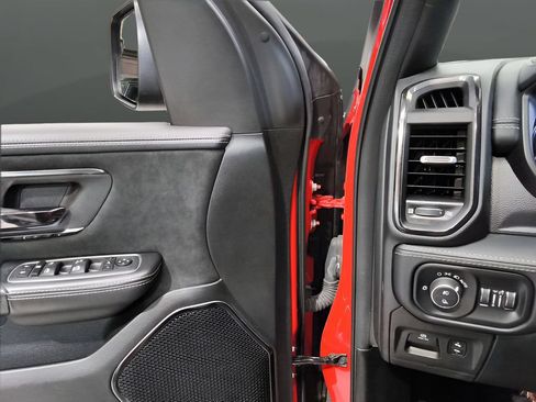 Used 2022 RAM 1500 TRX w/ TRX Level 1 Equipment Group AWD/4WD image 18