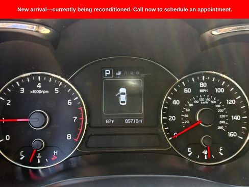 Used 2017 Kia Forte S image 9