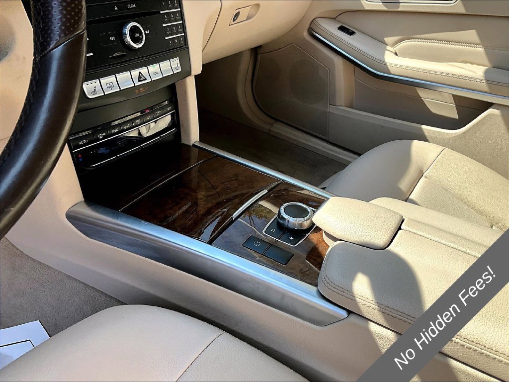 Used 2016 Mercedes-Benz E 350 4MATIC Sedan w/ Premium Package image 10