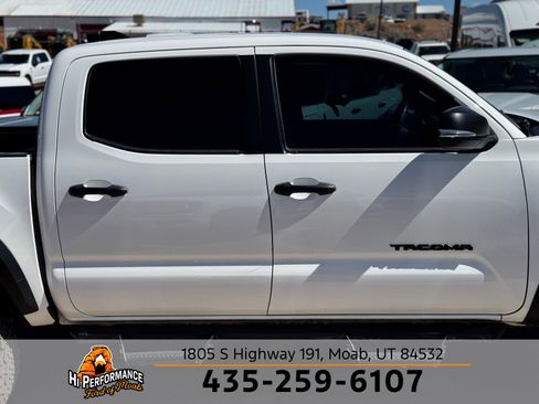 Used 2023 Toyota Tacoma TRD Off-Road AWD/4WD image 5