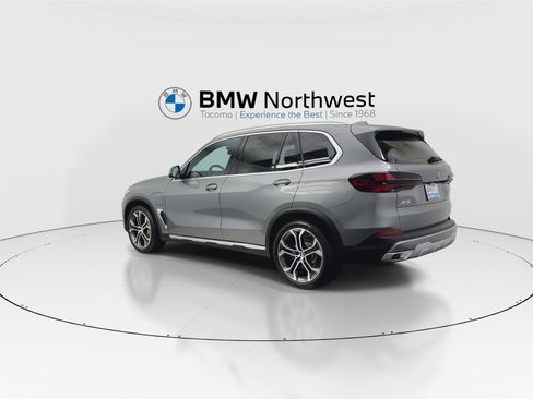 New 2026 BMW X5 xDrive50e image 12