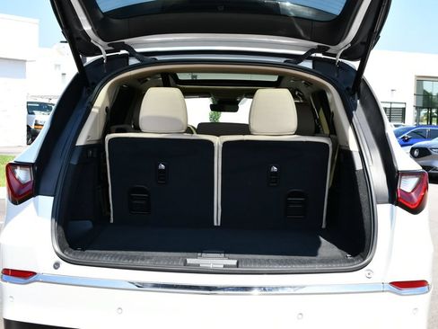 Used 2025 Acura MDX w/ Technology Package FWD image 42