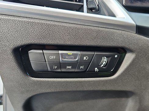 Used 2025 BMW 230i Coupe w/ M Sport Package image 25