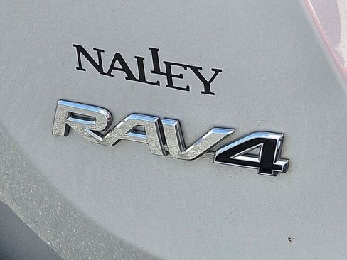 Used 2013 Toyota RAV4 XLE AWD/4WD image 29