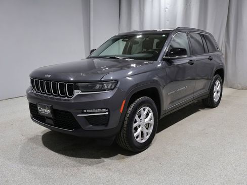 Used 2022 Jeep Grand Cherokee Limited AWD/4WD image 6