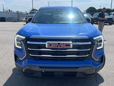 Used 2025 GMC Terrain Elevation FWD image 2