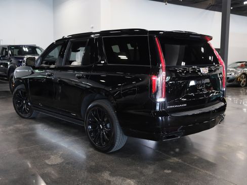 Used 2022 Cadillac Escalade Sport w/ Touring Package AWD/4WD image 4