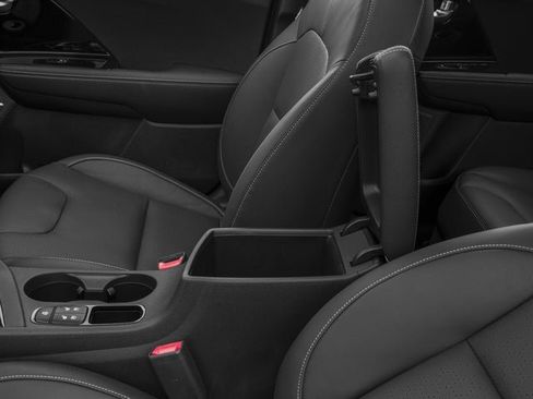 Used 2018 Kia Niro LX FWD image 14