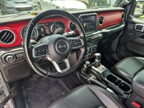Used 2021 Jeep Wrangler Unlimited Rubicon AWD/4WD image 10