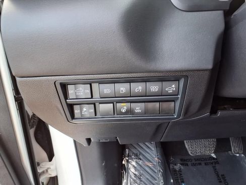 Used 2024 Toyota Tundra Platinum image 14