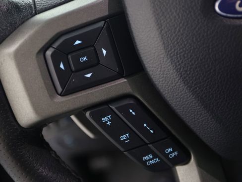 Used 2018 Ford F150 Raptor w/ Equipment Group 802A Luxury image 19