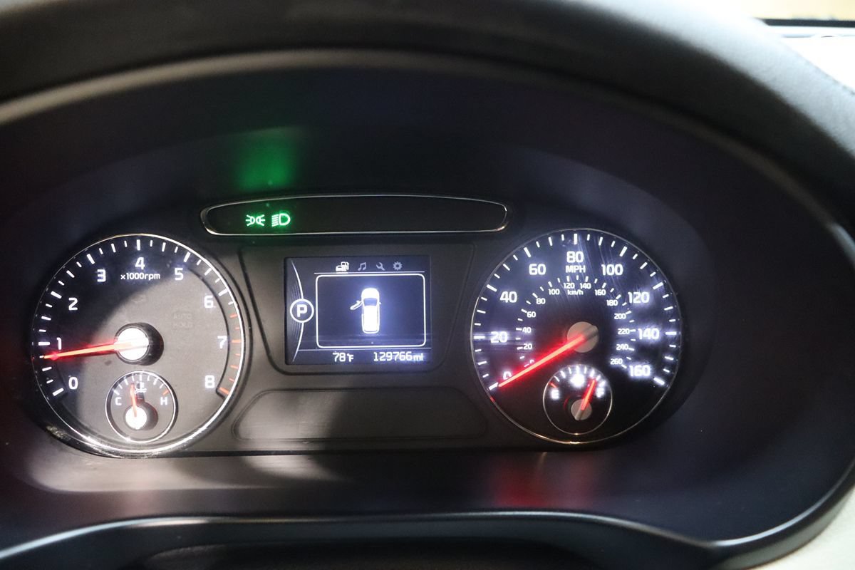 Used 2016 Kia Sorento FWD image 36