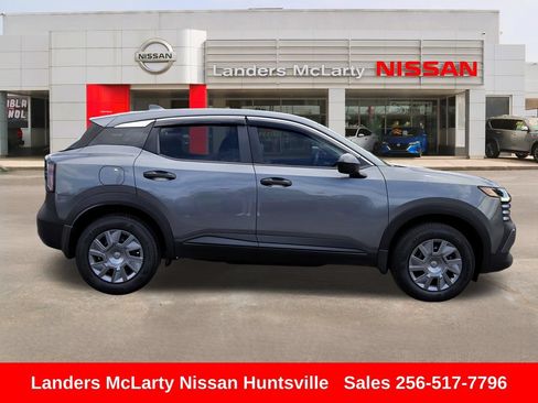 Used 2025 Nissan Kicks S AWD/4WD image 2