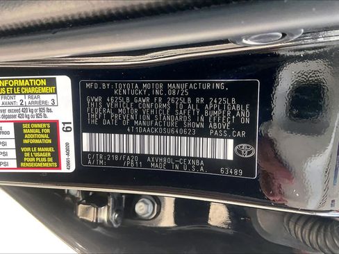 Used 2025 Toyota Camry LE w/ Convenience Package FWD image 34