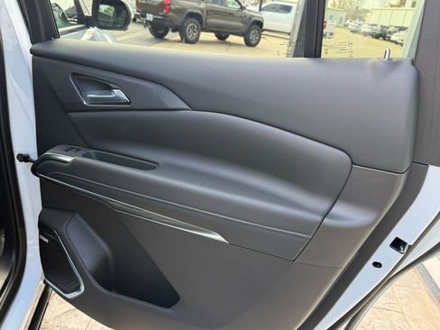 New 2026 Chevrolet Traverse High Country w/ LPO, Floor Liner Package image 41