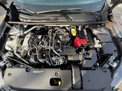 Used 2025 Nissan Sentra S image 34