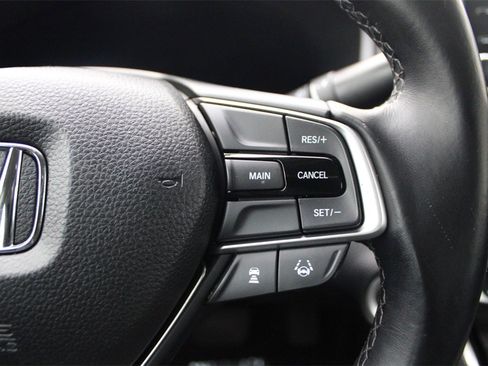 Used 2018 Honda Accord EX-L image 18