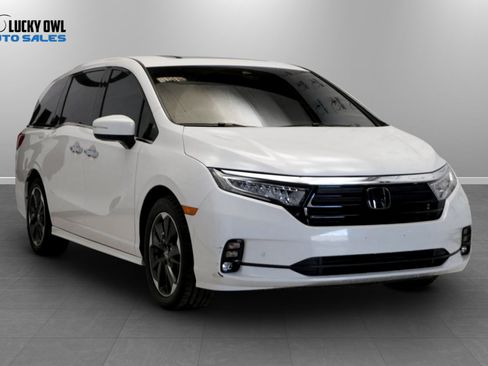 Used 2024 Honda Odyssey Elite image 3