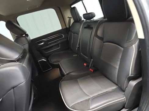 Used 2020 RAM 2500 Laramie image 31
