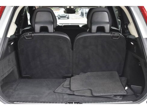 Certified 2023 Volvo XC90 B5 Plus image 25