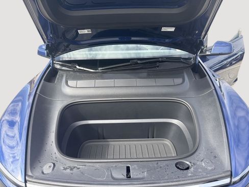 Used 2026 Tesla Model Y Long Range image 32