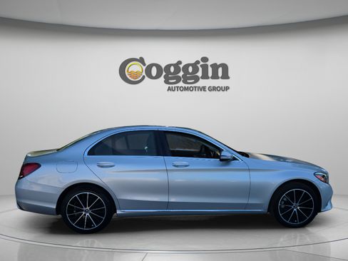 Used 2021 Mercedes-Benz C 300 4MATIC Sedan image 6