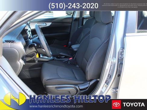 Used 2023 Kia Forte LXS image 12