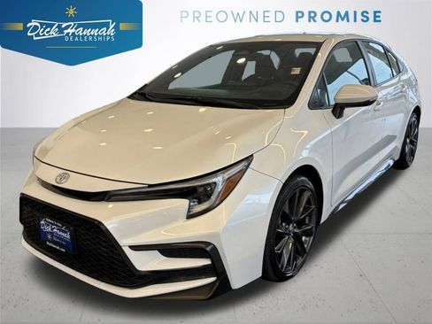 Used 2024 Toyota Corolla SE image 1