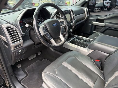 Used 2018 Ford F250 Platinum w/ Platinum Ultimate Package AWD/4WD image 38