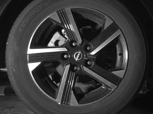 Used 2025 Nissan Sentra SV image 15